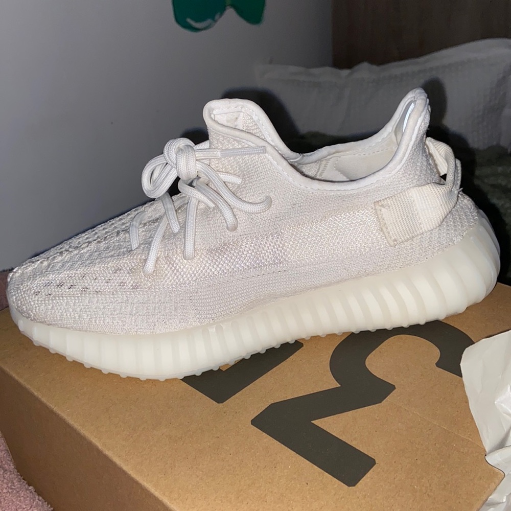 YEEZY Boost 350 V2 Bone